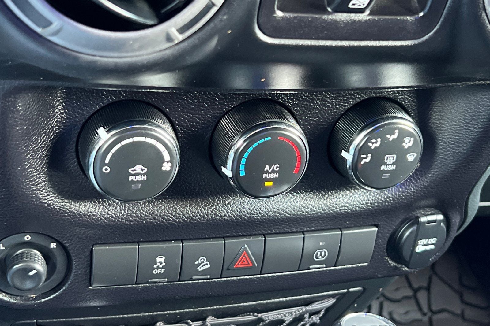 2017 Jeep Wrangler Unlimited Freedom Edition