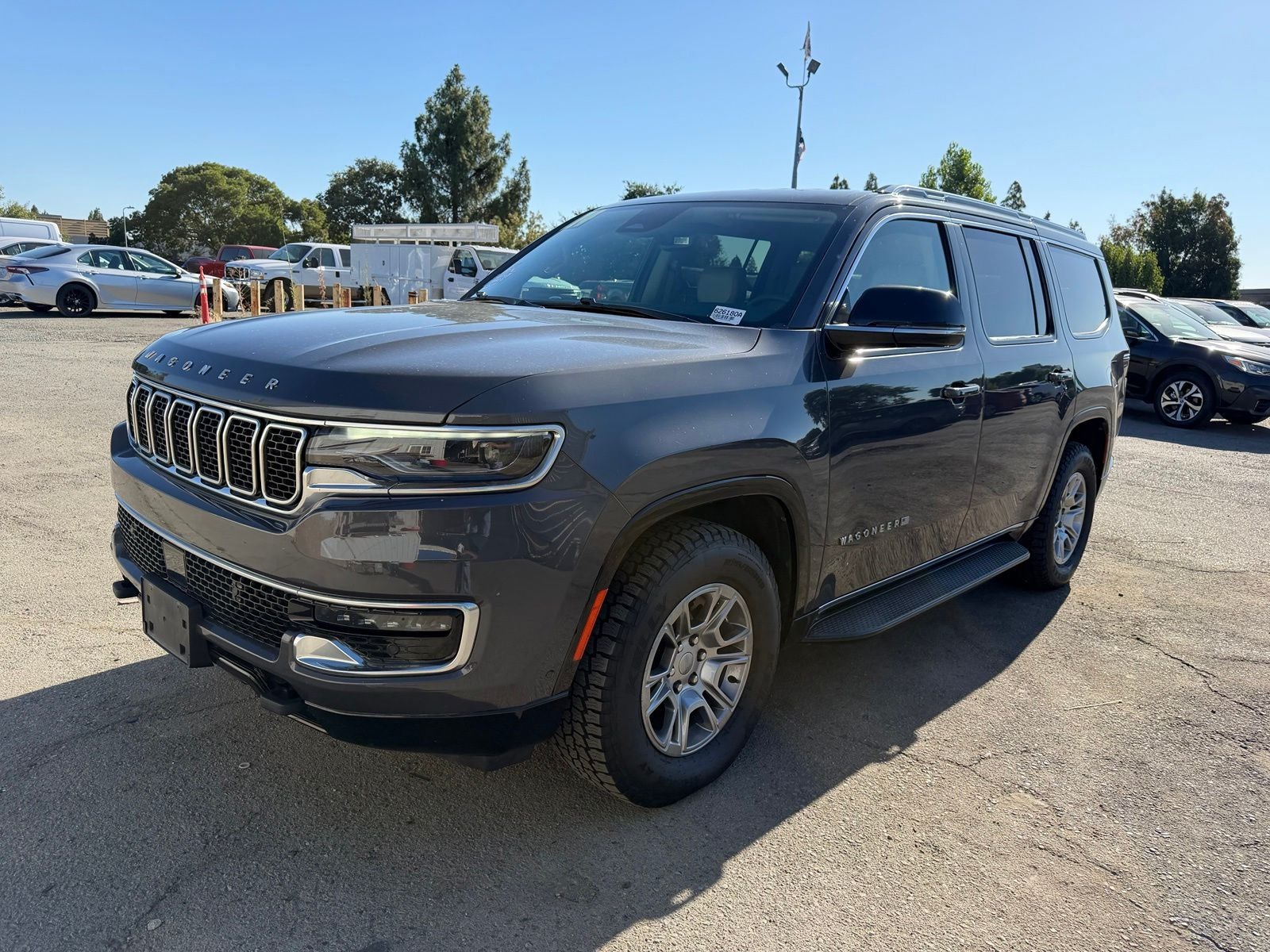 2024 Jeep Wagoneer Base