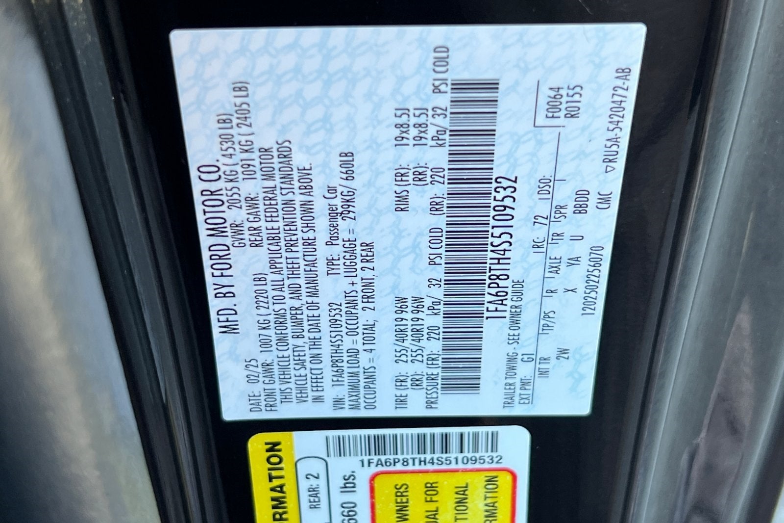 2025 Ford Mustang EcoBoost