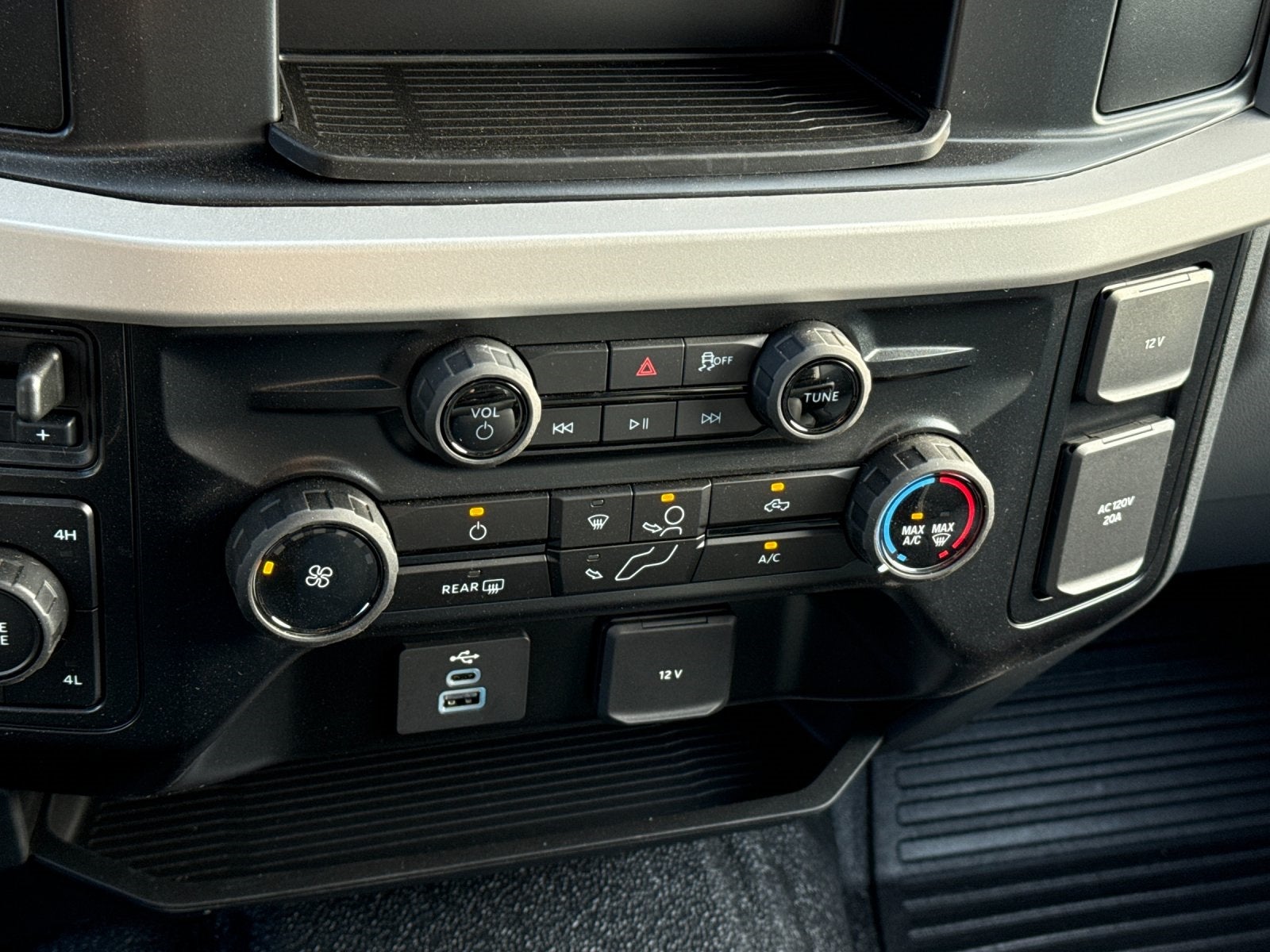 2025 Ford F-350SD XL