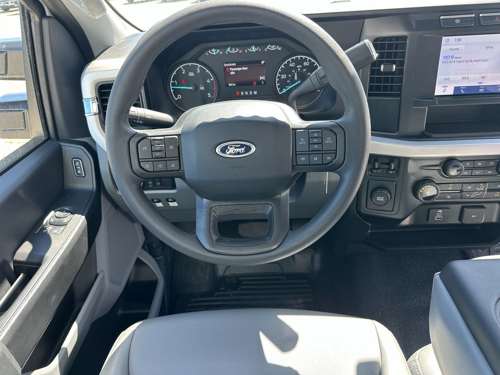 2024 Ford F-600SD XL