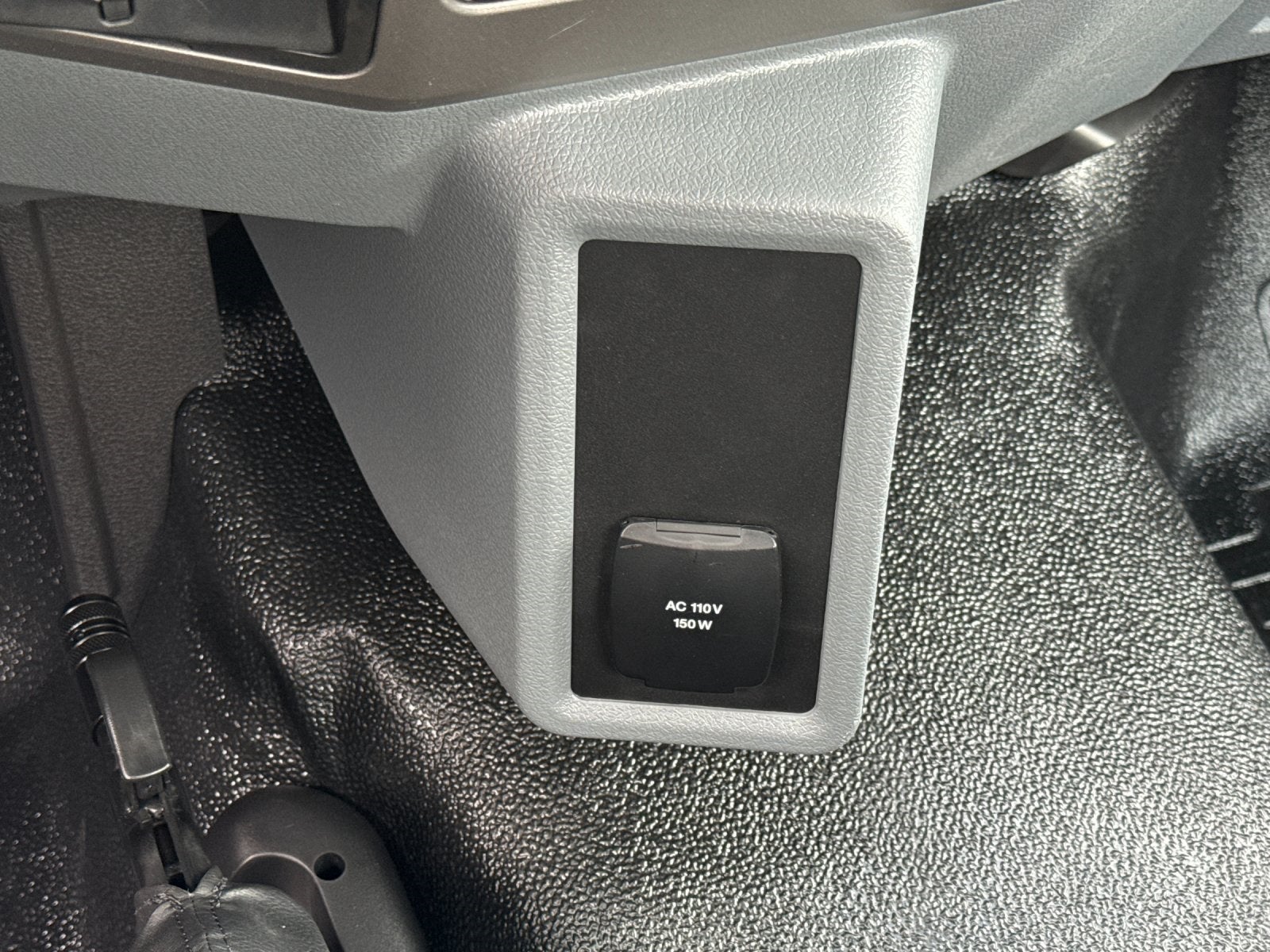 2026 Ford F-650SD Base