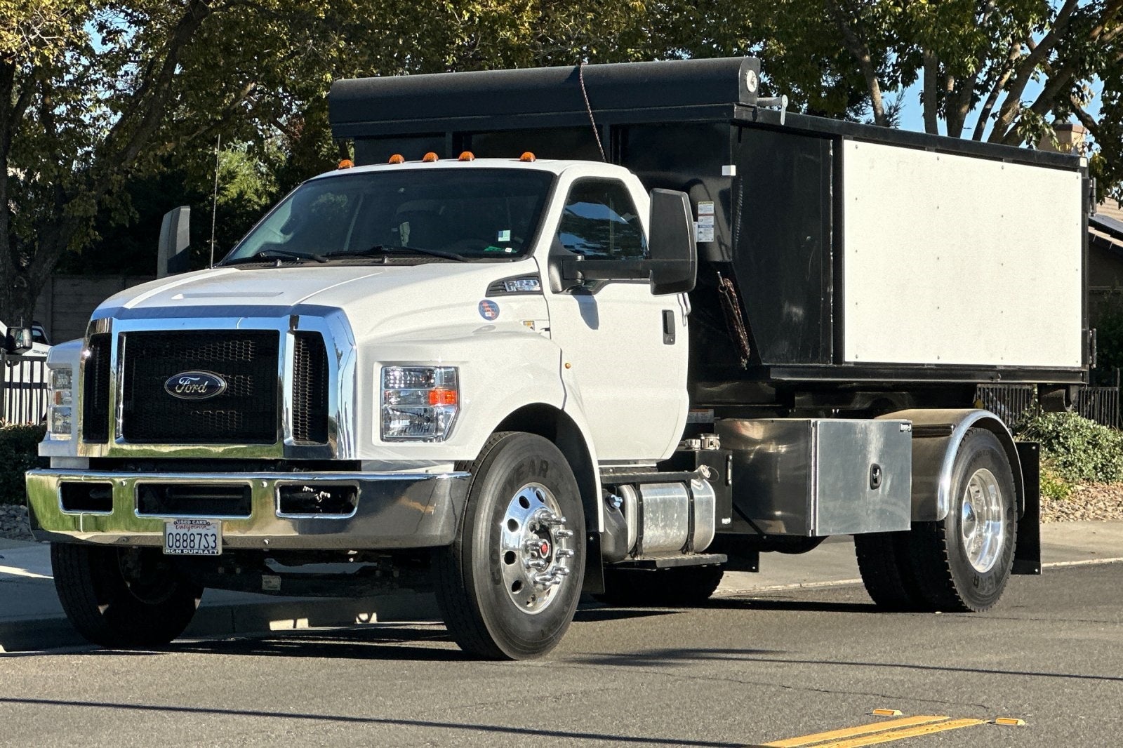 2023 Ford F-650SD Base