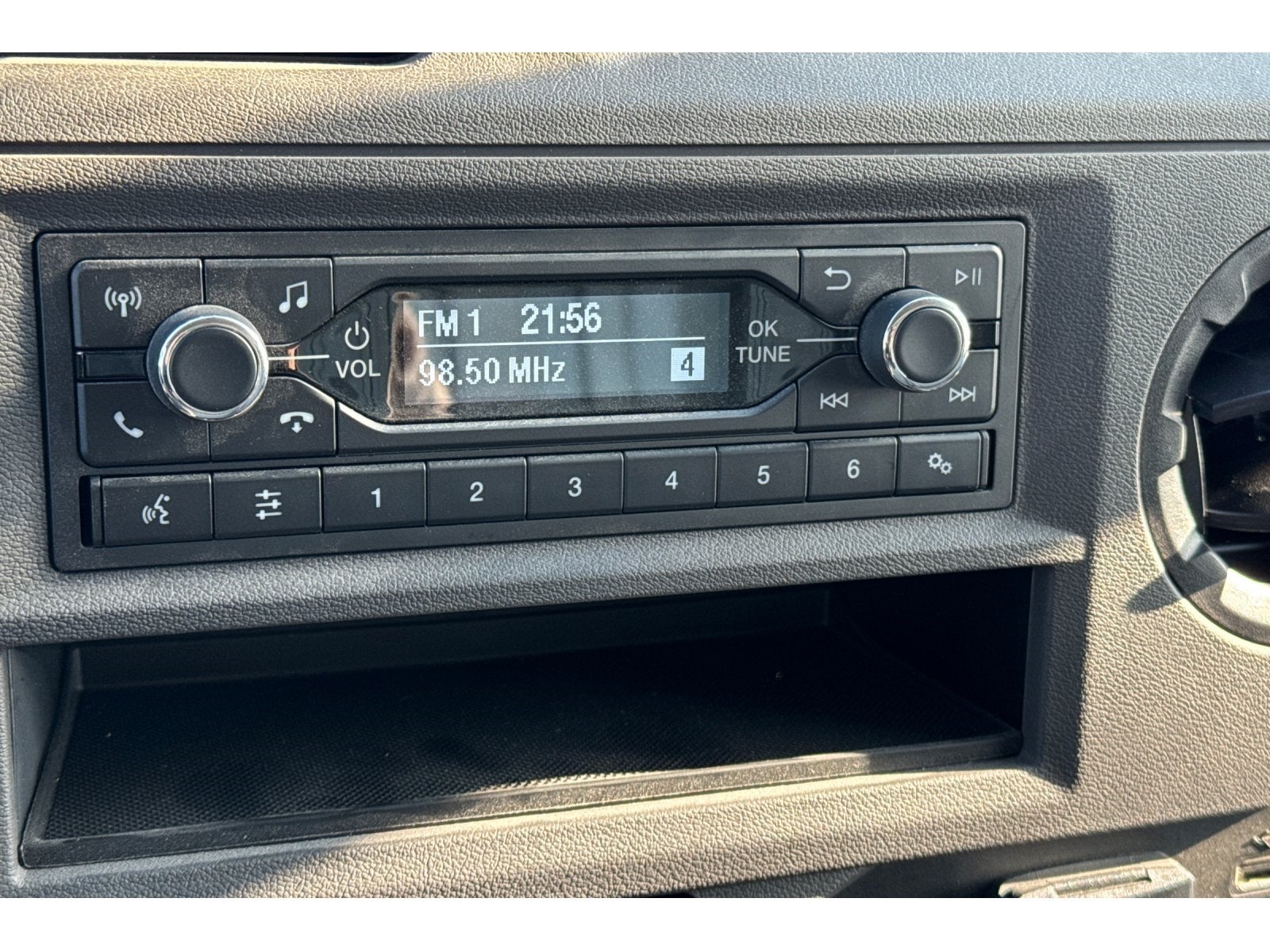 2025 Ford E-350SD Base Cutaway