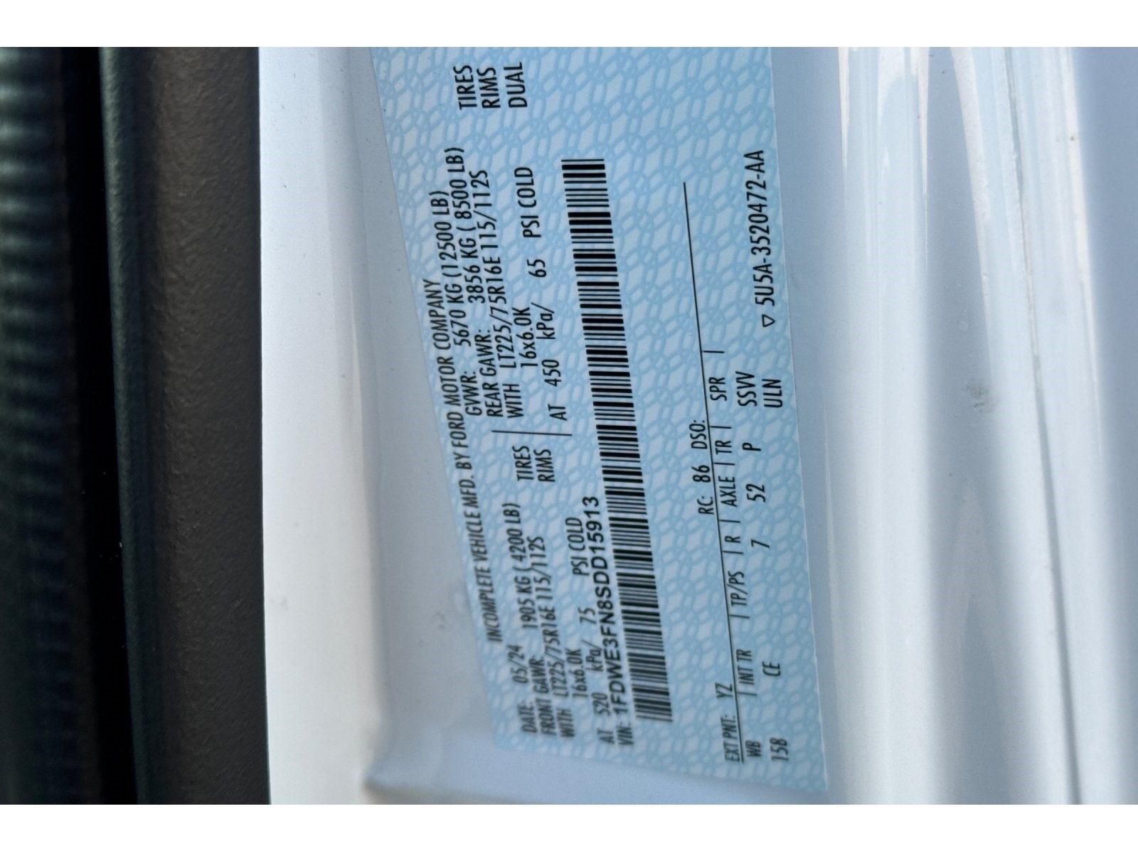 2025 Ford E-350SD Base Cutaway