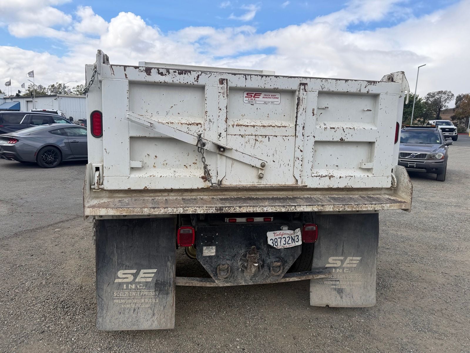 2022 Ford F-750SD Base