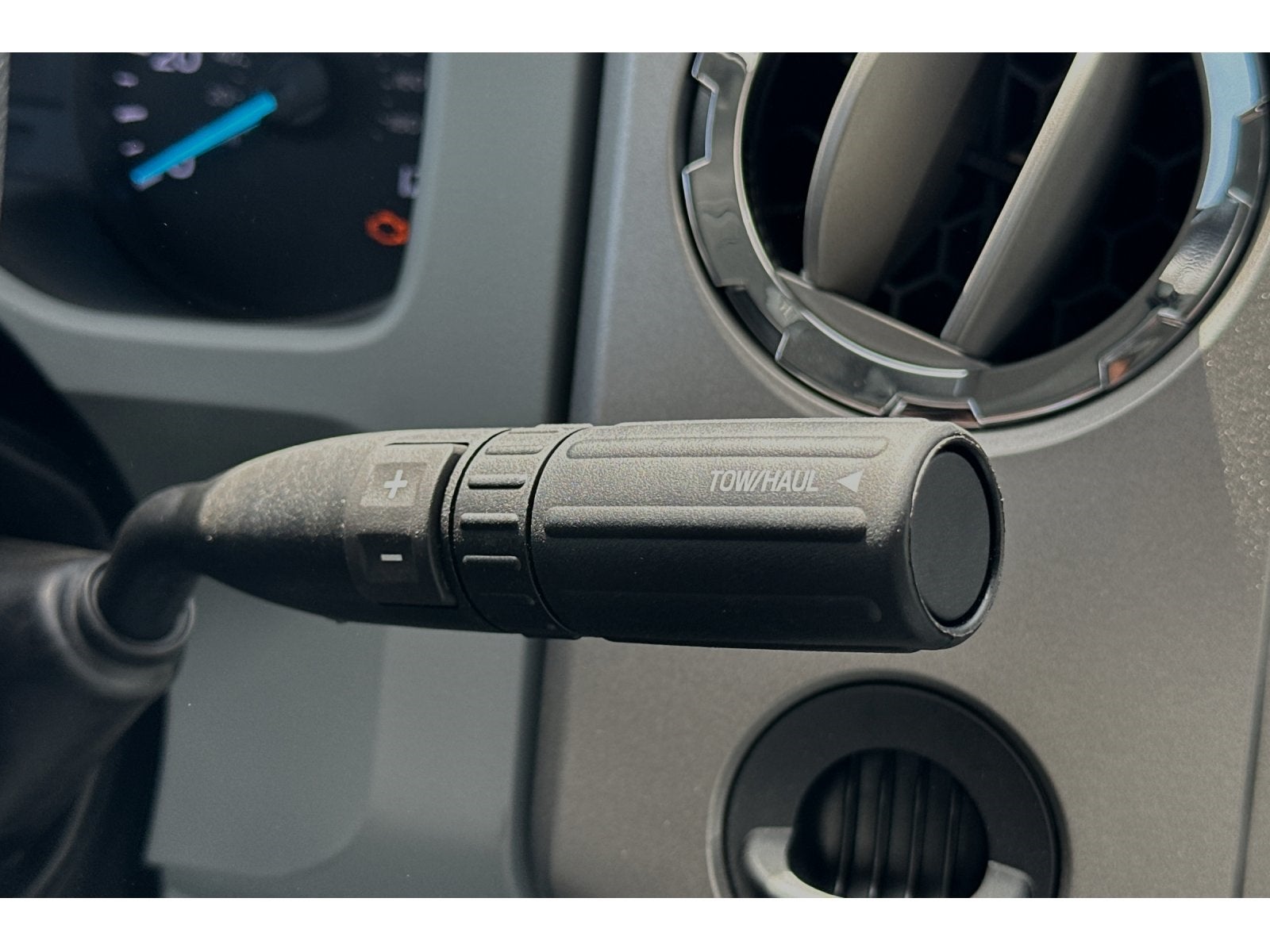 2024 Ford F-750SD Base DRW