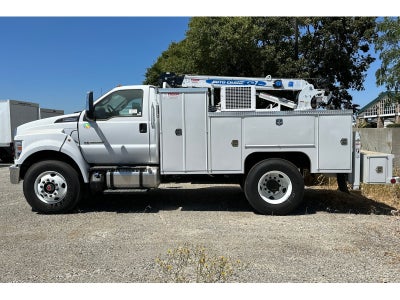 2024 Ford F-750SD Base DRW