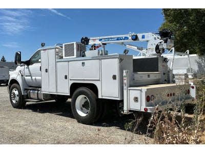 2024 Ford F-750SD Base DRW