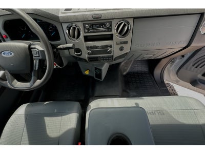 2024 Ford F-750SD Base DRW