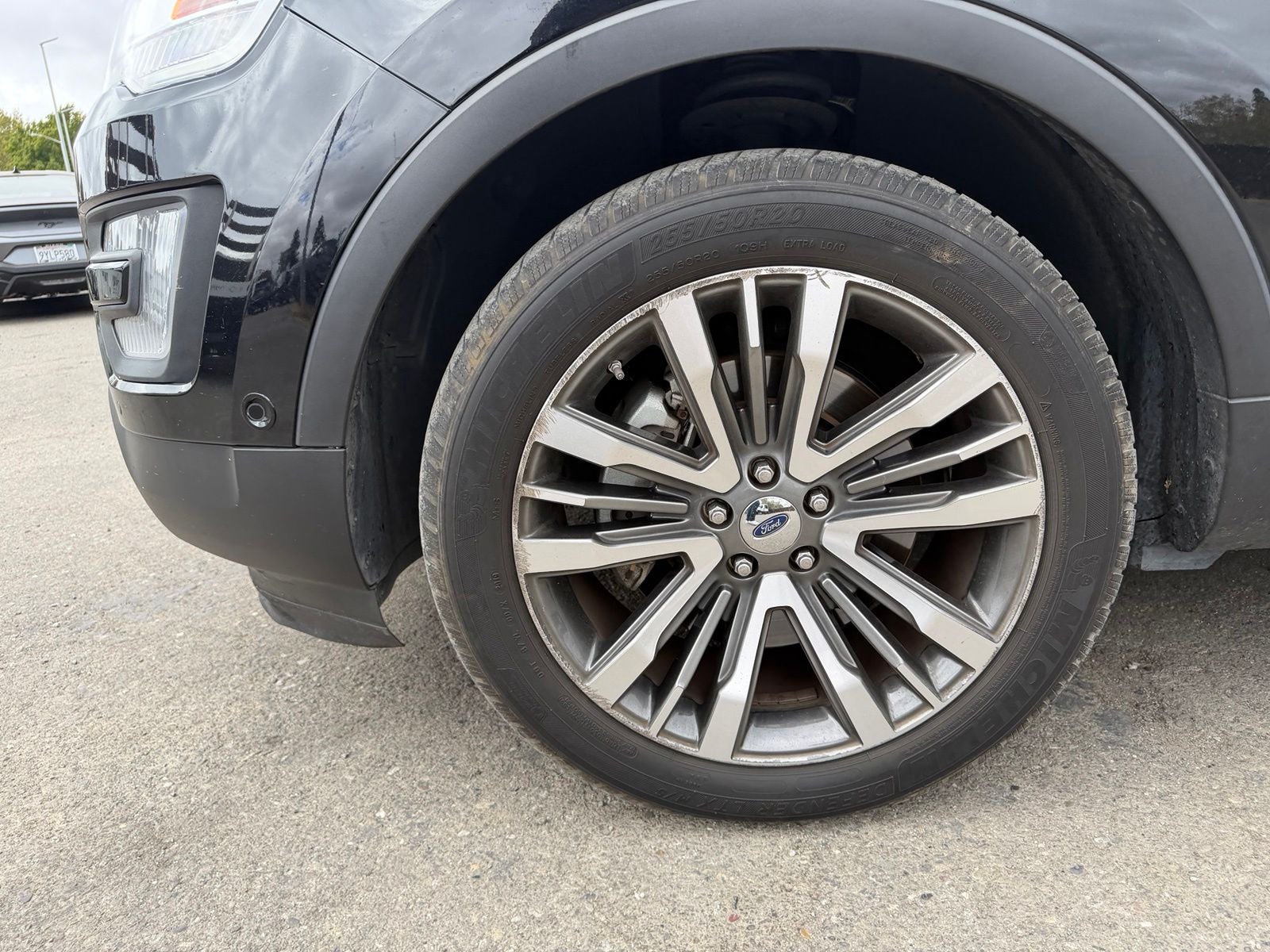 2017 Ford Explorer Platinum