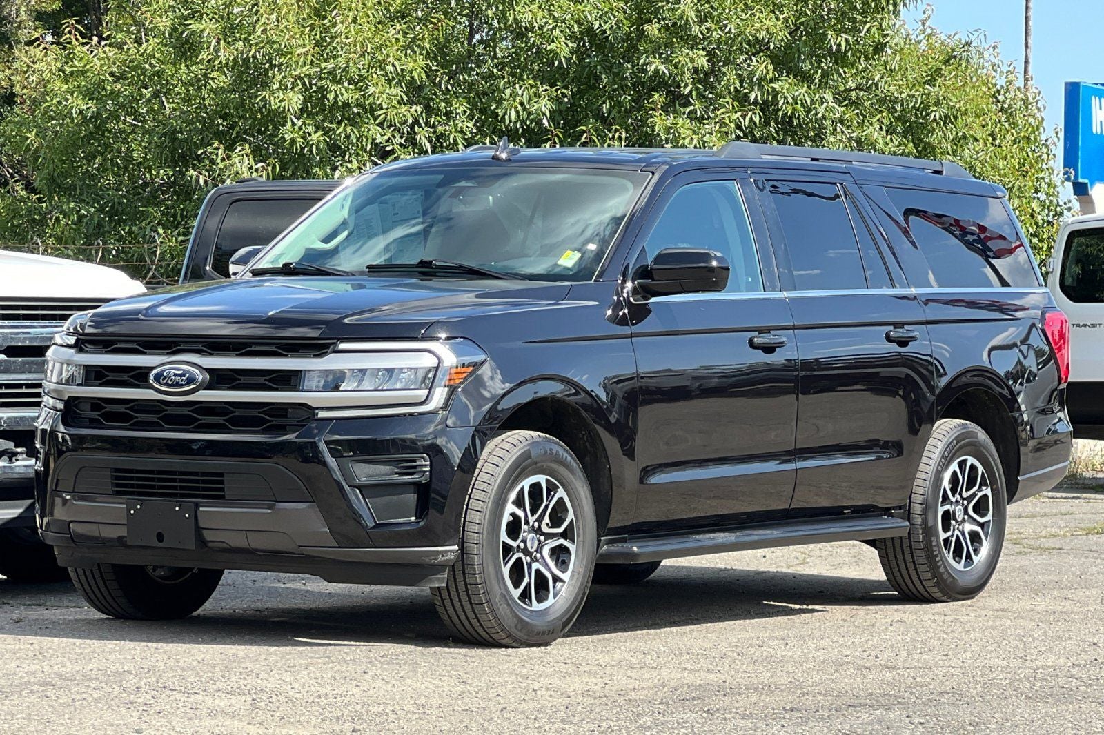 2024 Ford Expedition Max XLT