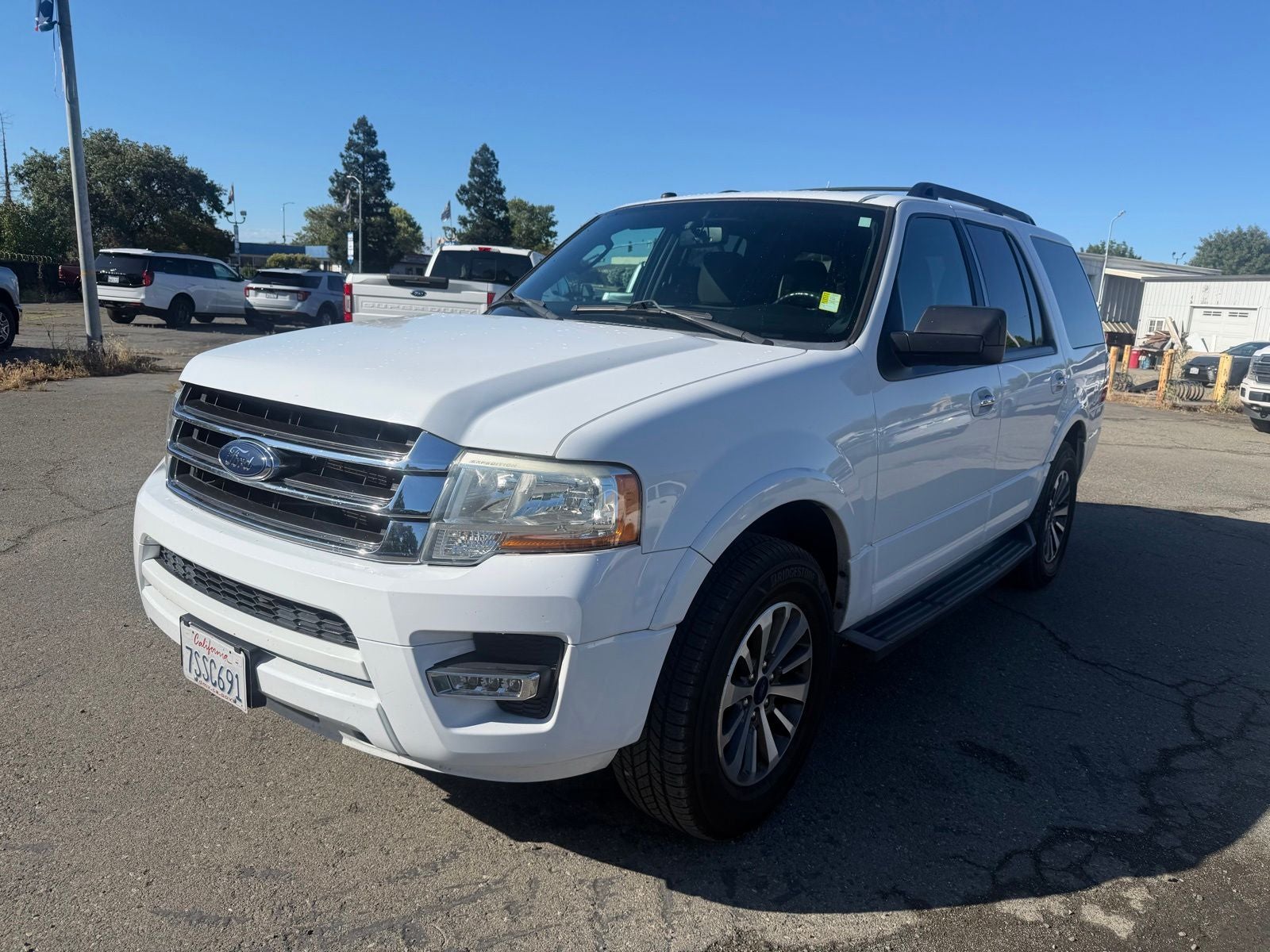 2017 Ford Expedition XLT's photo