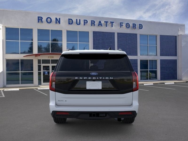 2026 Ford Expedition XLT