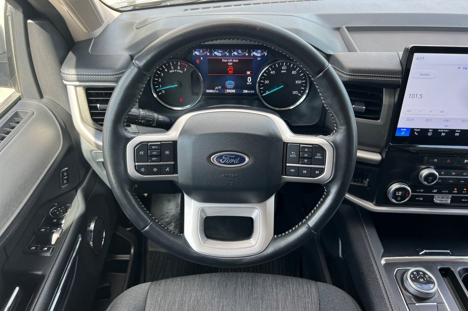2024 Ford Expedition XLT
