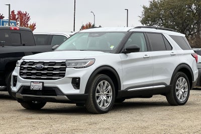2025 Ford Explorer Active
