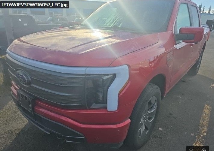 2023 Ford F-150 Lightning Lariat
