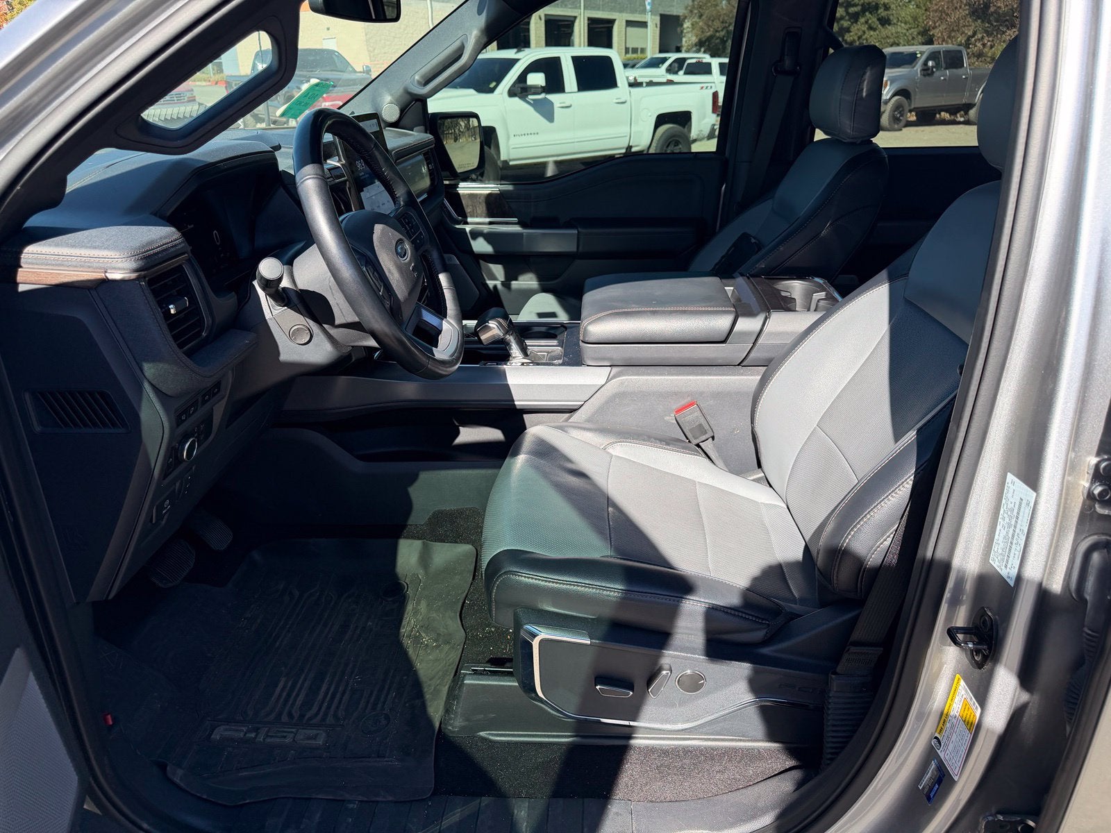 2023 Ford F-150 Lightning Lariat