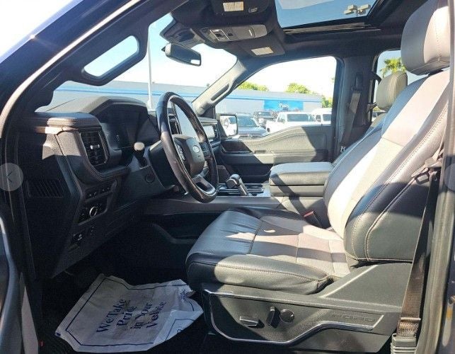 2023 Ford F-150 Lightning Lariat