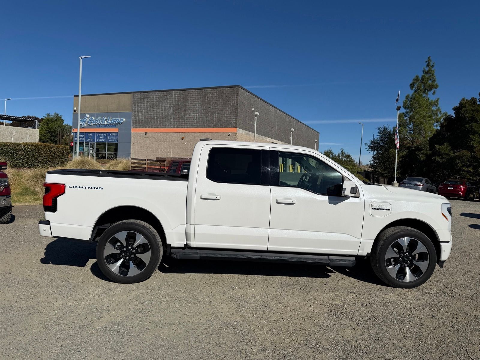 2023 Ford F-150 Lightning Platinum