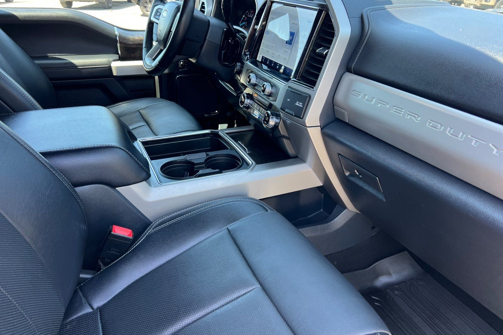 2022 Ford F-250SD Lariat