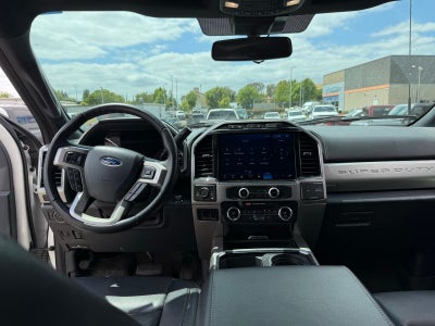 2022 Ford F-350SD Lariat