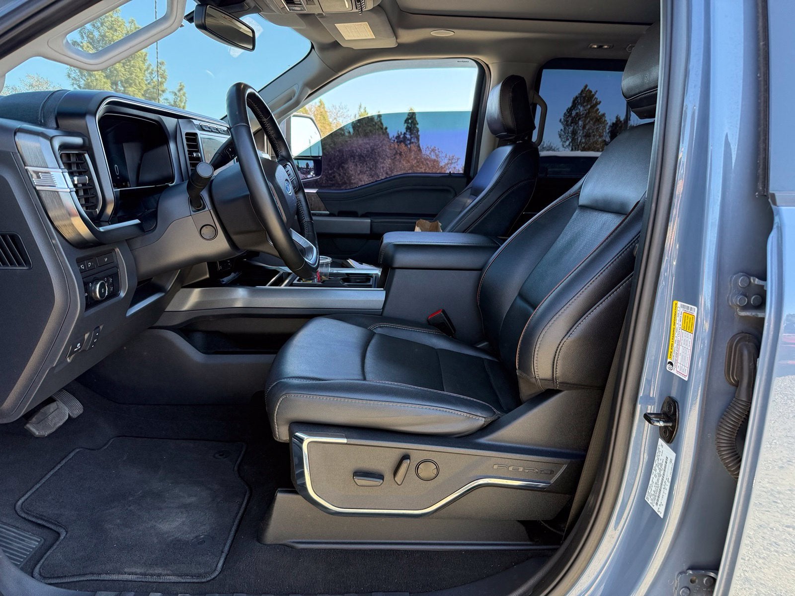 2023 Ford F-350SD Lariat