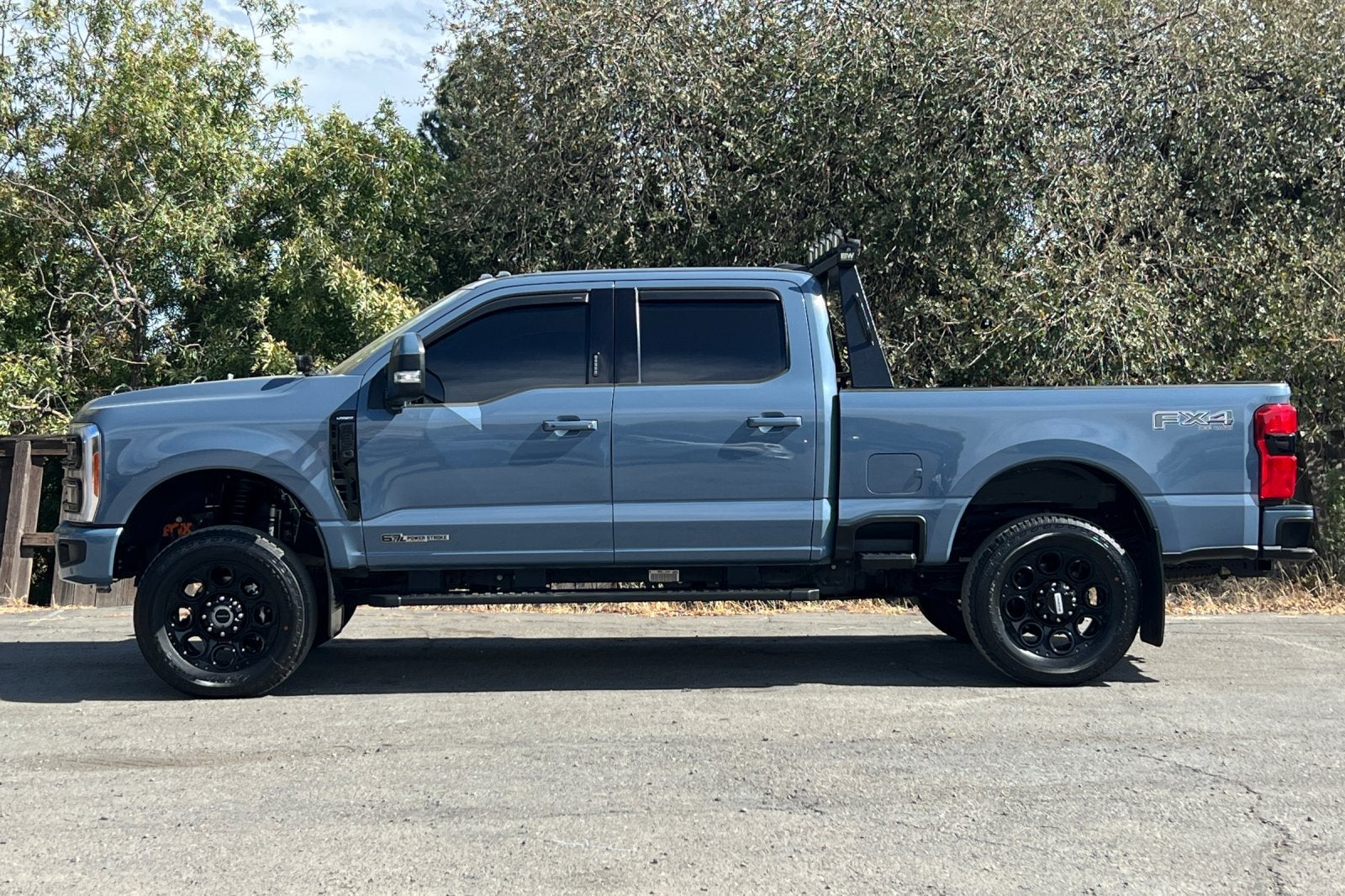 2023 Ford F-350SD Lariat