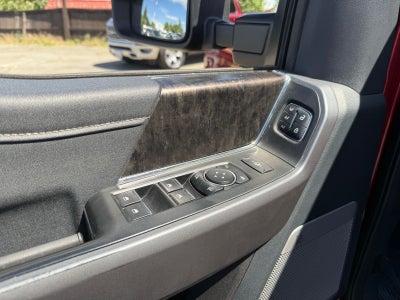 2025 Ford F-350SD Lariat