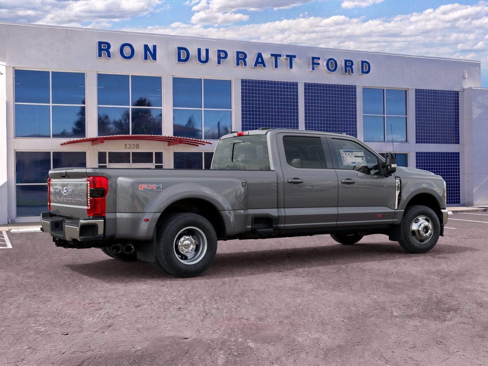 2027 Ford F-350SD Lariat DRW