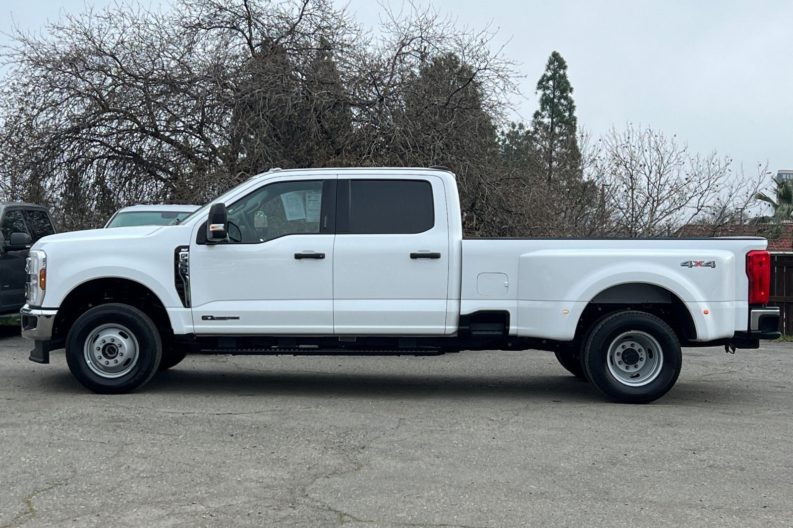 2024 Ford F-350SD XLT DRW