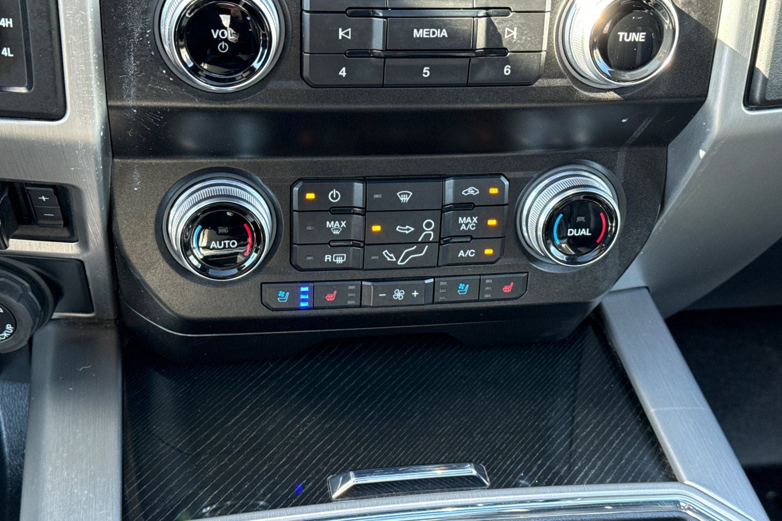 2021 Ford F-450SD Platinum DRW