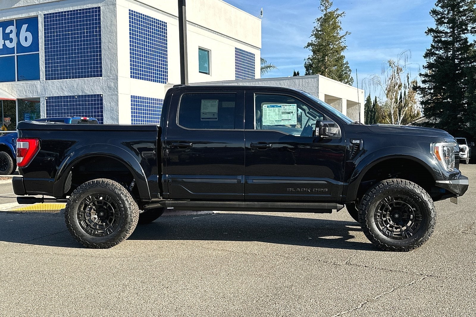 2023 Ford F-150 Lariat Black Ops