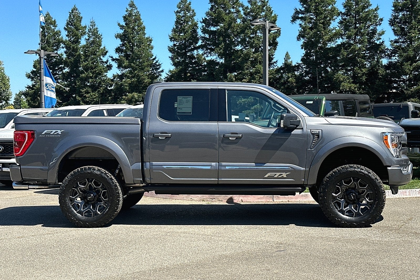 2023 Ford F-150 XLT FTX