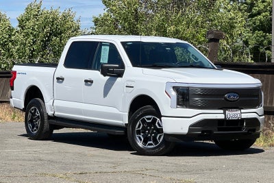 2023 Ford F-150 Lightning XLT
