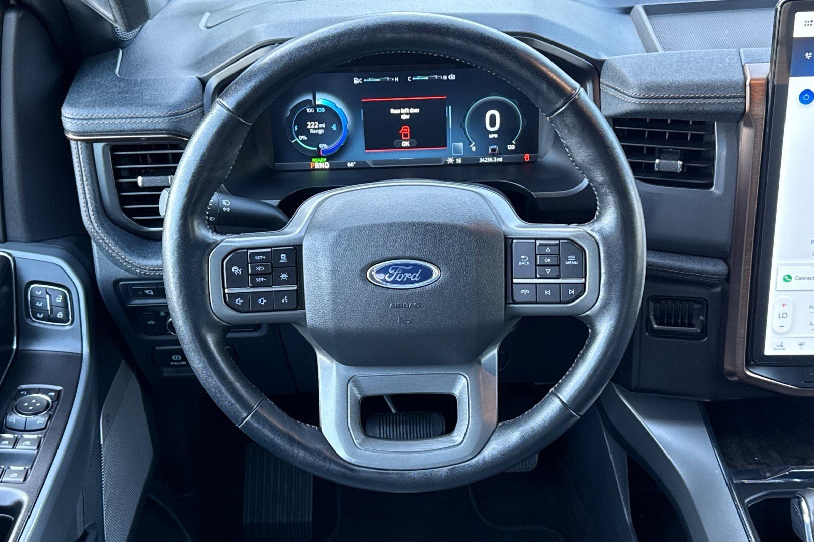 2022 Ford F-150 Lightning Lariat