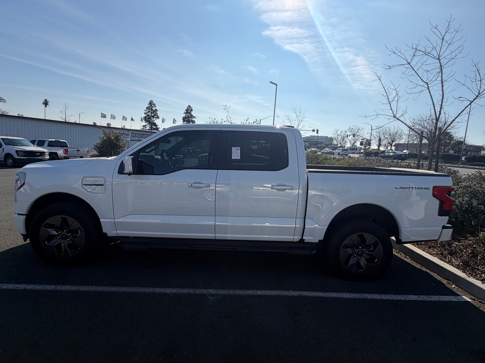 2023 Ford F-150 Lightning Lariat
