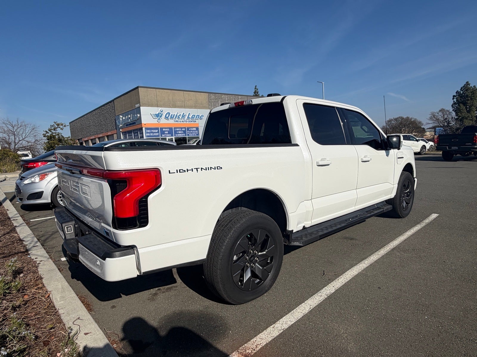 2023 Ford F-150 Lightning Lariat