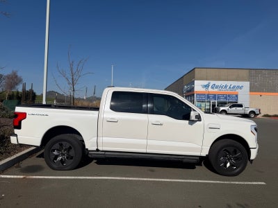 2023 Ford F-150 Lightning Lariat