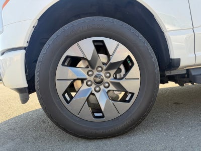 2023 Ford F-150 Lightning Lariat