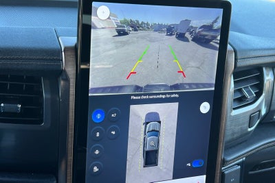 2023 Ford F-150 Lightning Lariat