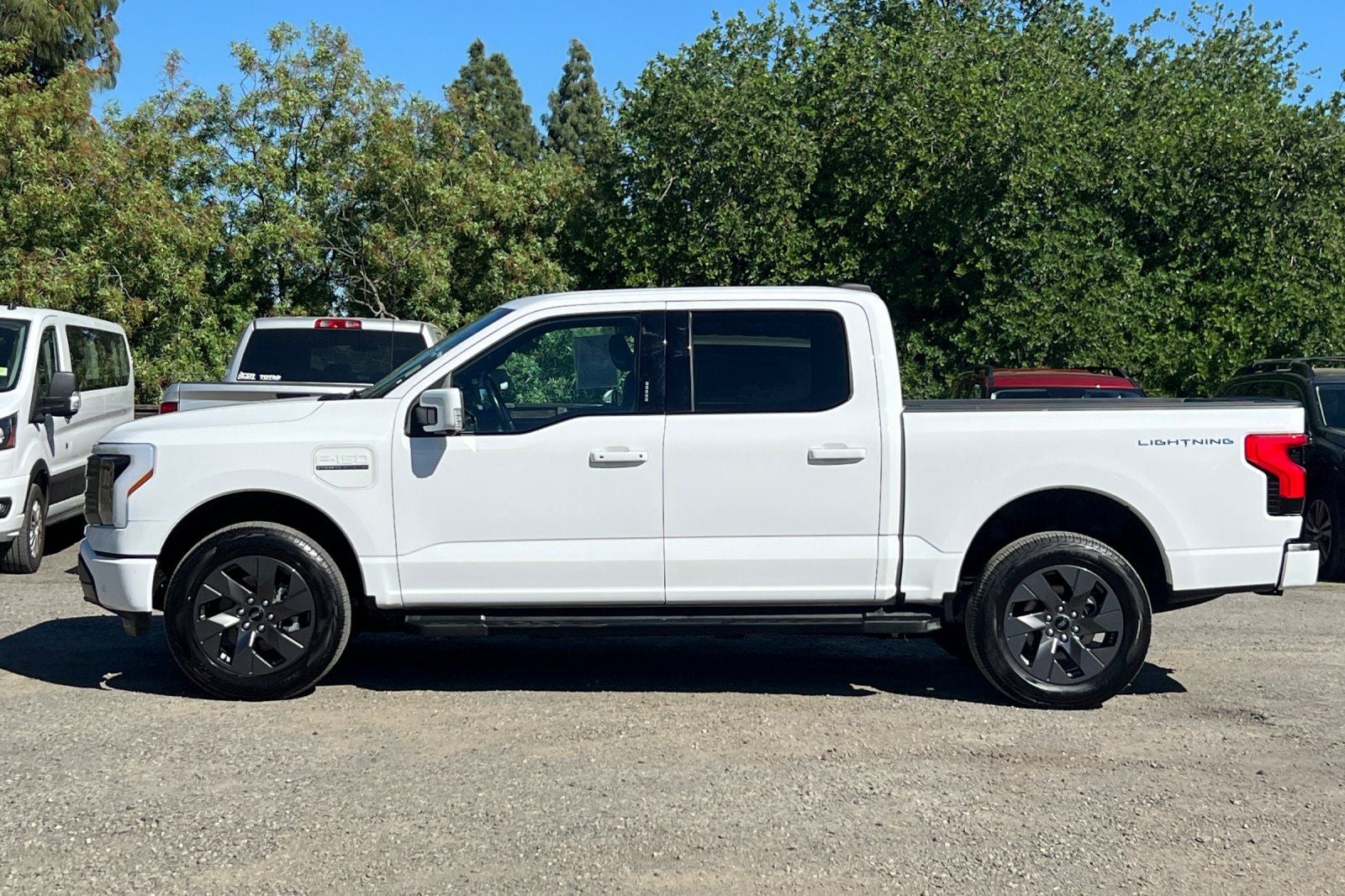 2023 Ford F-150 Lightning Lariat