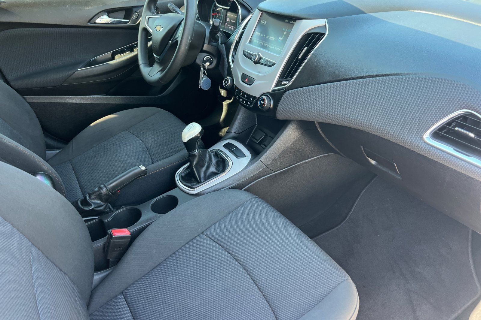 2017 Chevrolet Cruze LS