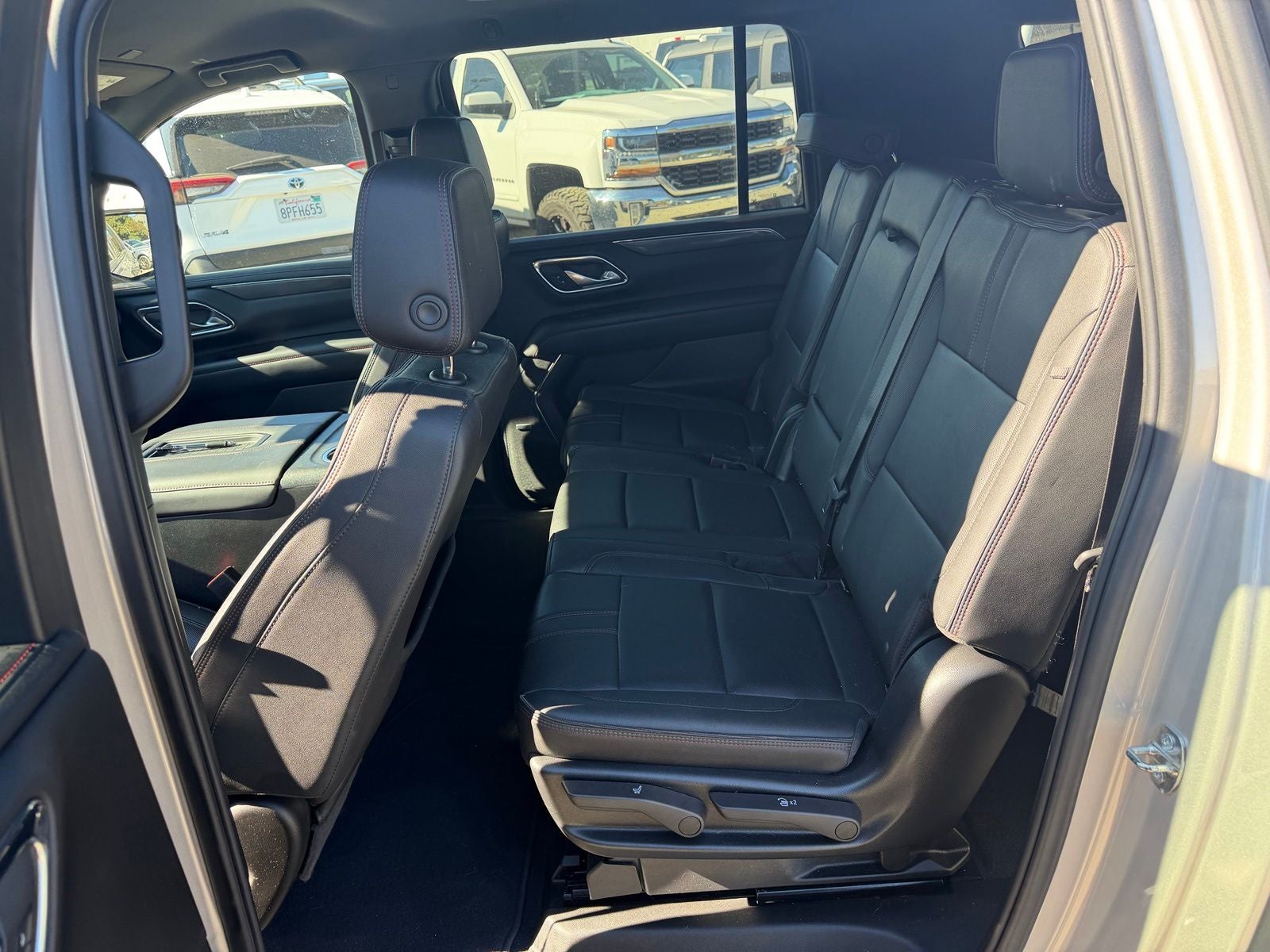 2022 Chevrolet Suburban RST