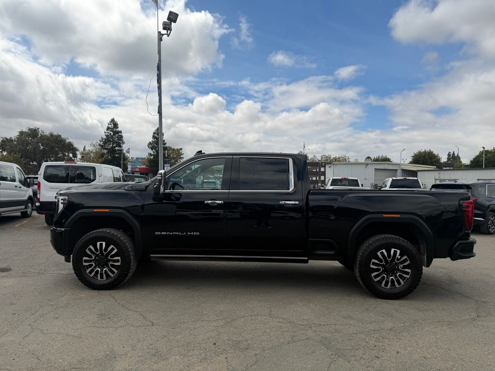 2024 GMC Sierra 2500HD Denali Ultimate