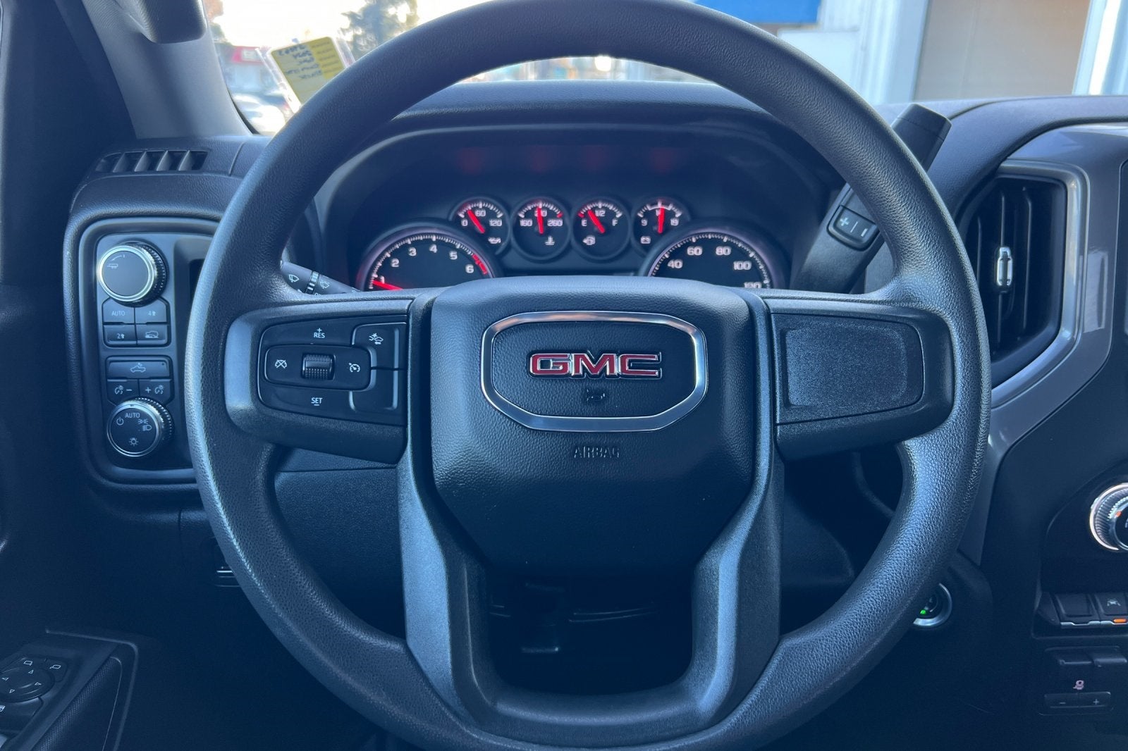 2024 GMC Sierra 1500 Pro