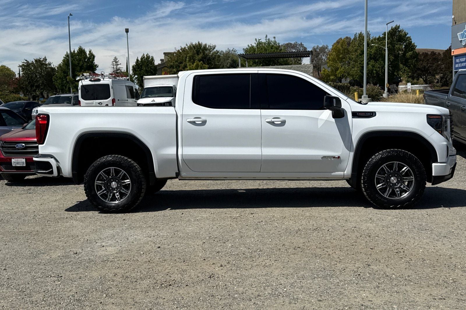 2025 GMC Sierra 1500 AT4