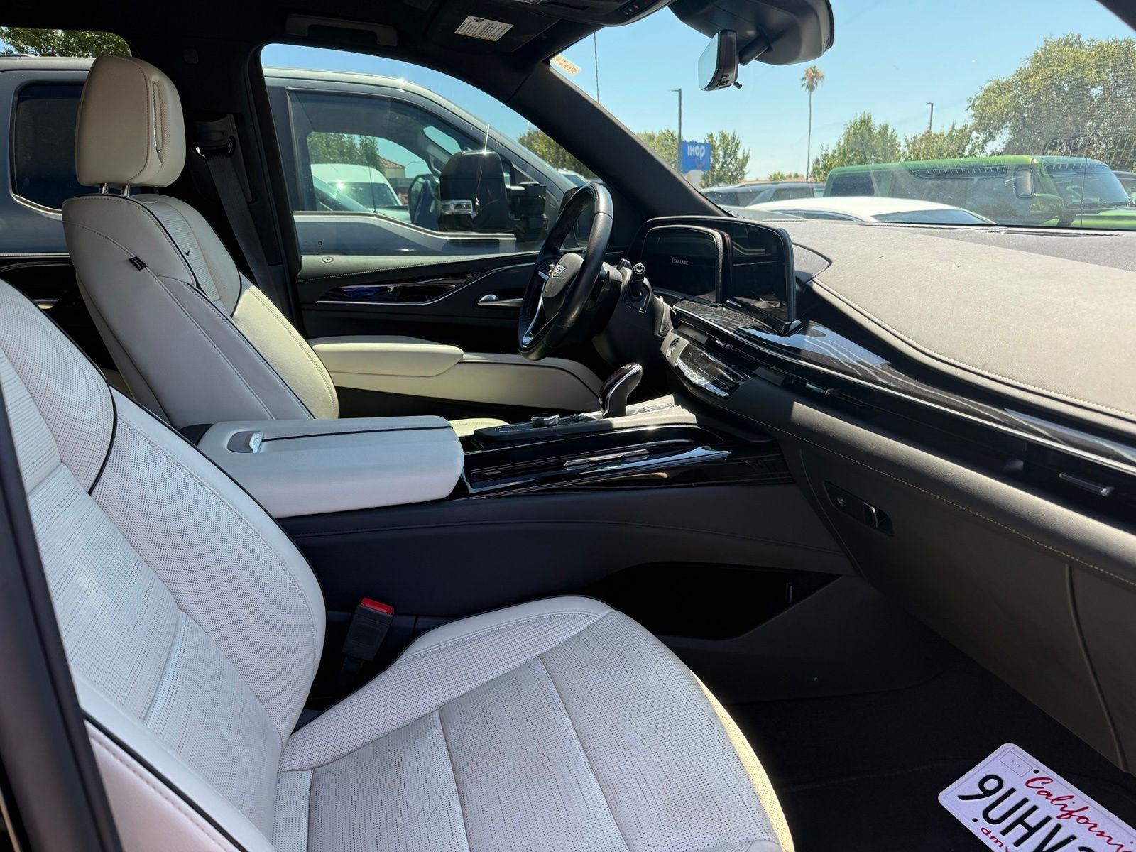 2023 Cadillac Escalade Sport
