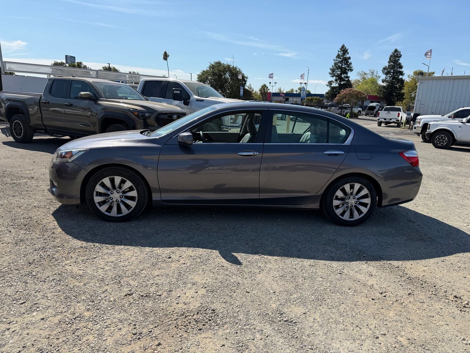 Used 2014 Honda Accord EX-L with VIN 1HGCR2F8XEA193191 for sale in Dixon, CA