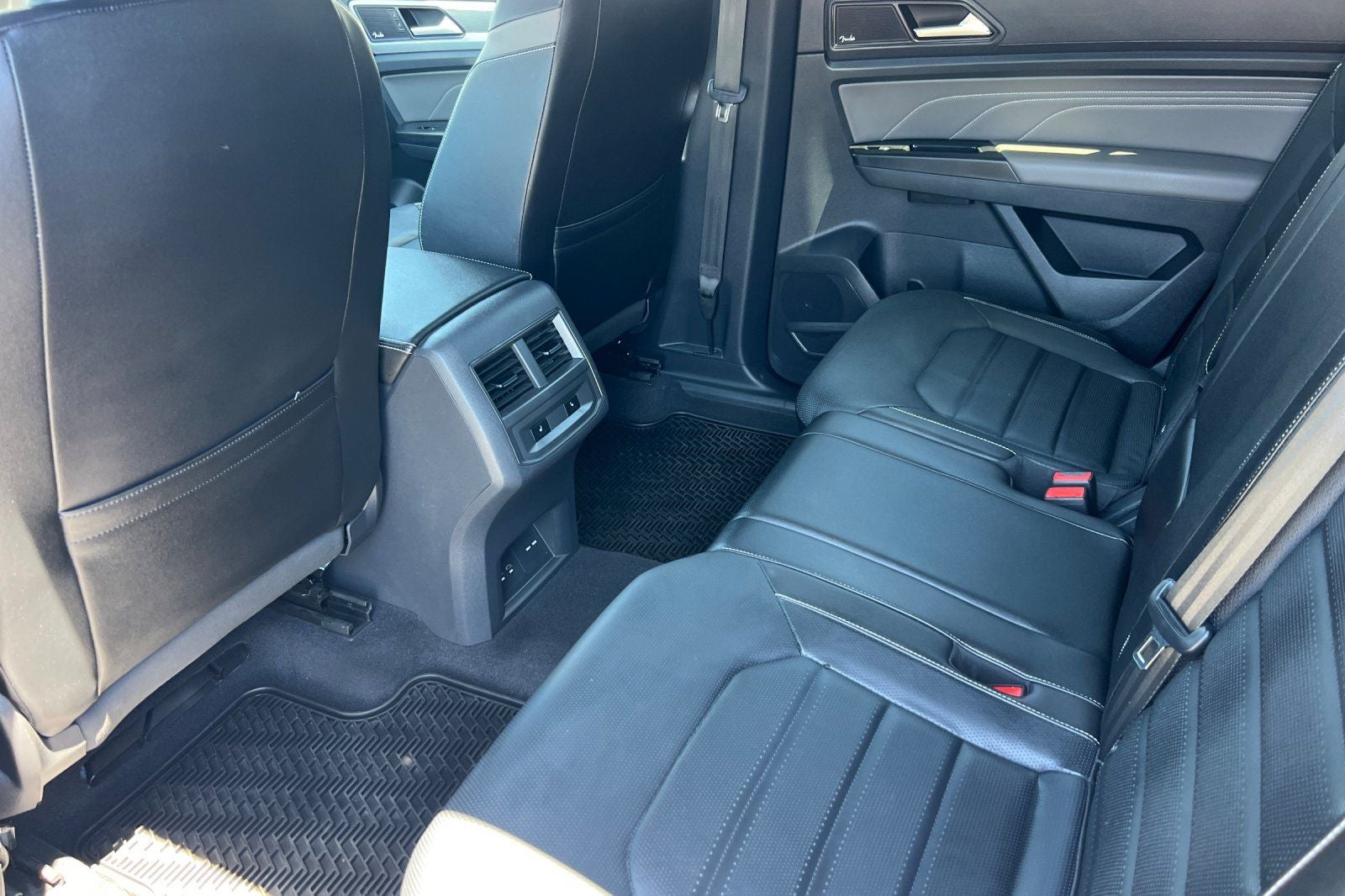 2021 Volkswagen Atlas Cross Sport 3.6L V6 SEL Premium R-Line